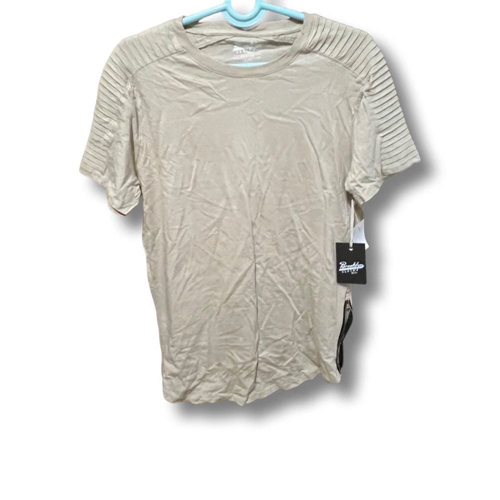 Brooklyn Cloth. Men size Medium. Color Beige. New with tags.